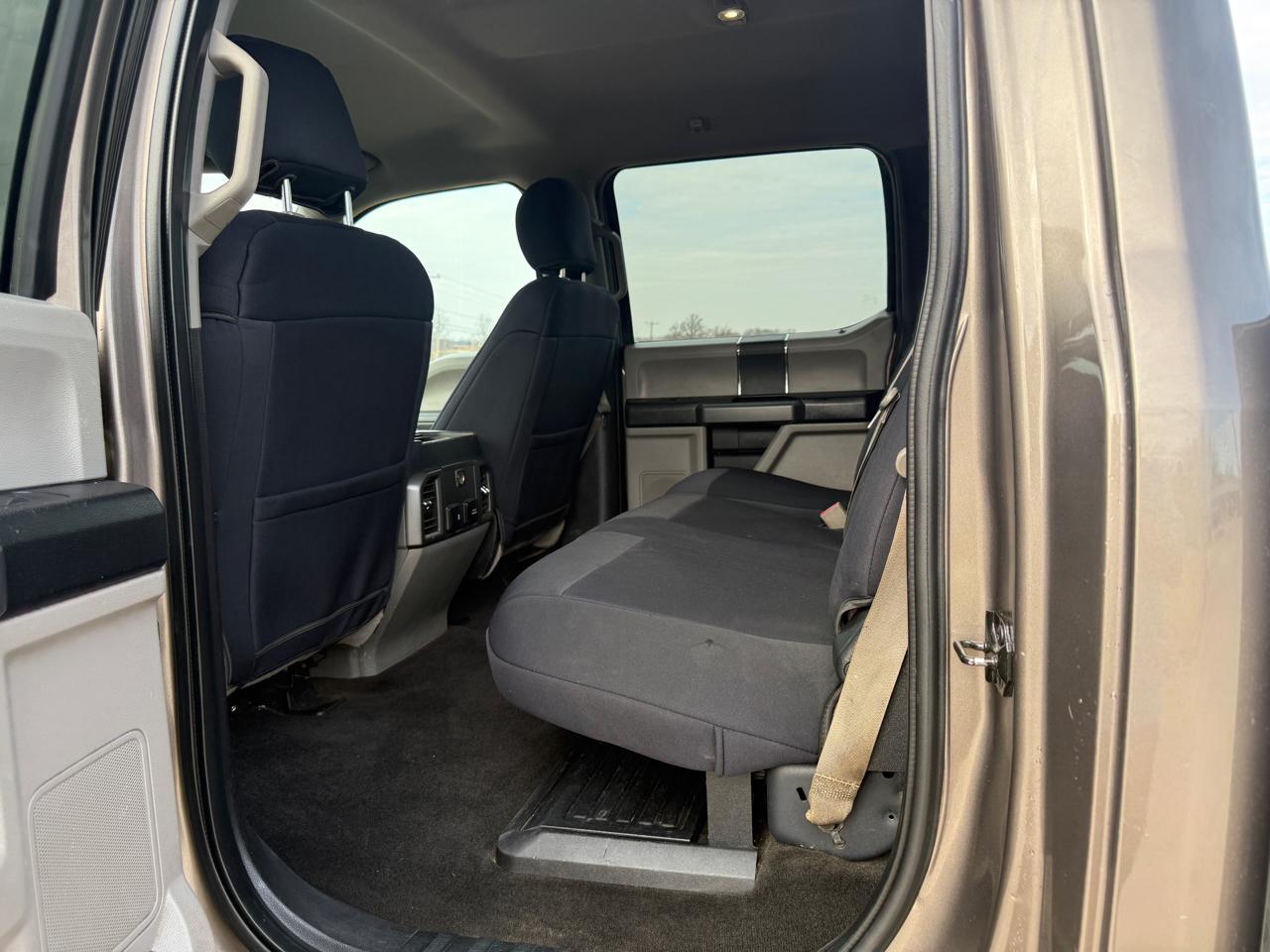 Ford Super Duty F-250 SRW XLT 4WD Crew Cab 6.75' Box 2018