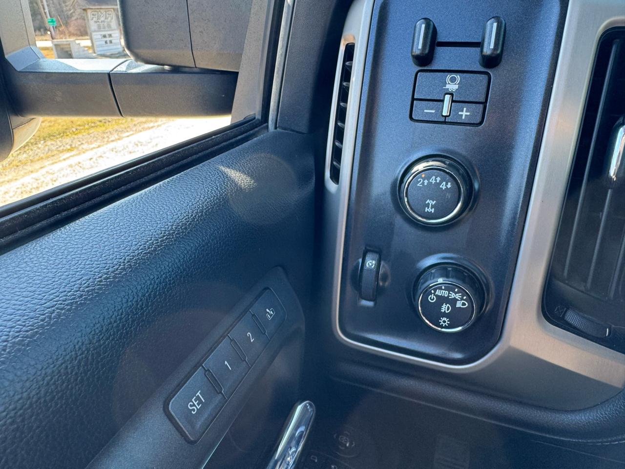 GMC Sierra 2500 Crew Cab  2017