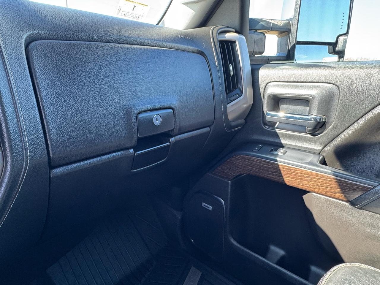 GMC Sierra 2500 Crew Cab  2017