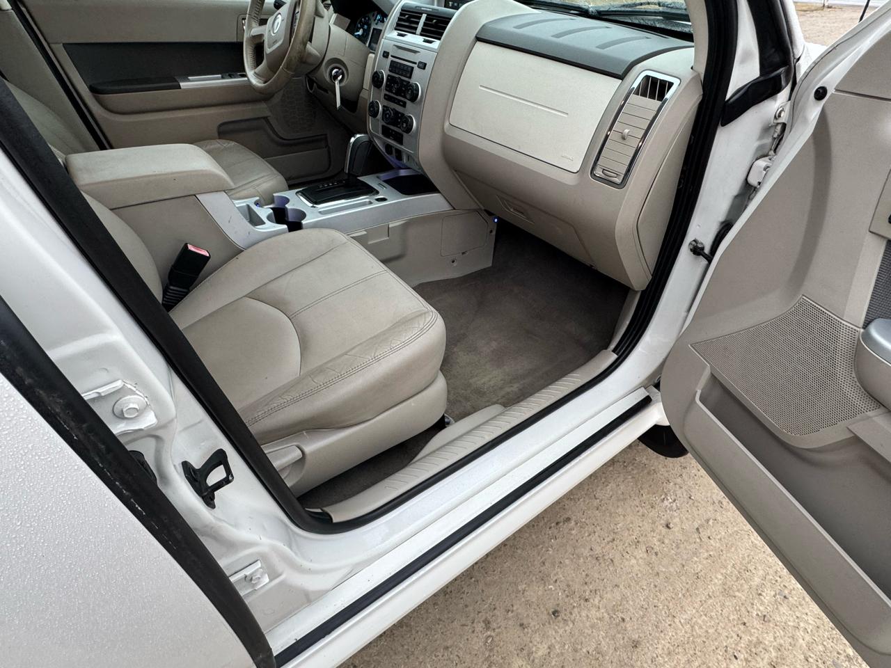 Mercury Mariner 4WD 4dr Premier 2010