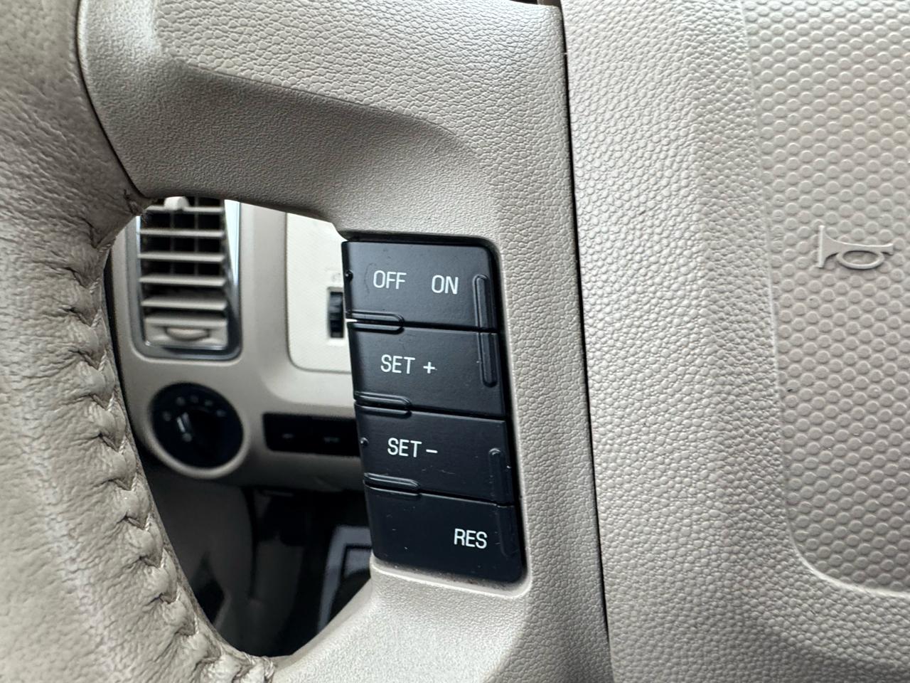 Mercury Mariner 4WD 4dr Premier 2010