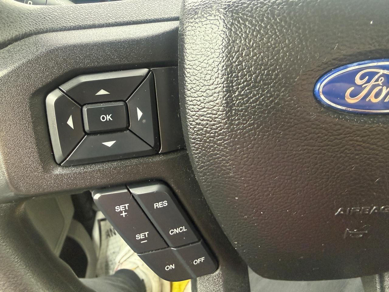 Ford Super Duty F-350 SRW Crew Cab 156" XLT 4WD 2018