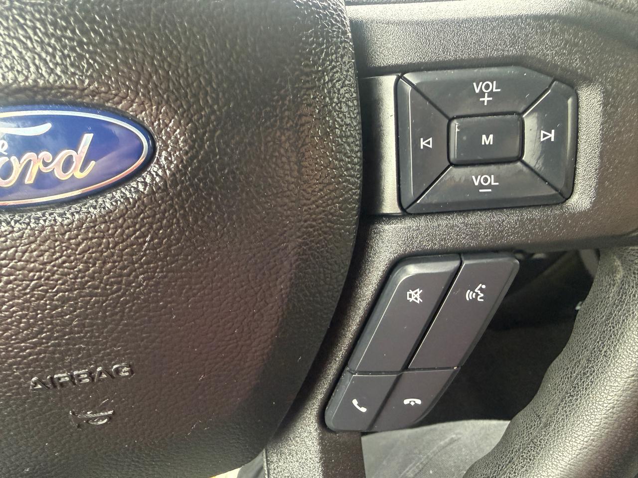 Ford Super Duty F-350 SRW Crew Cab 156" XLT 4WD 2018