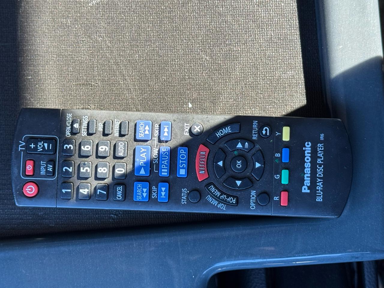 Ford Transit Wagon T-150 130" Low Roof XLT Swing-Out RH Dr 2015