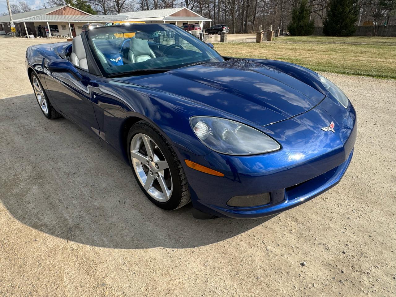 Chevrolet Corvette 2dr Convertible 2005