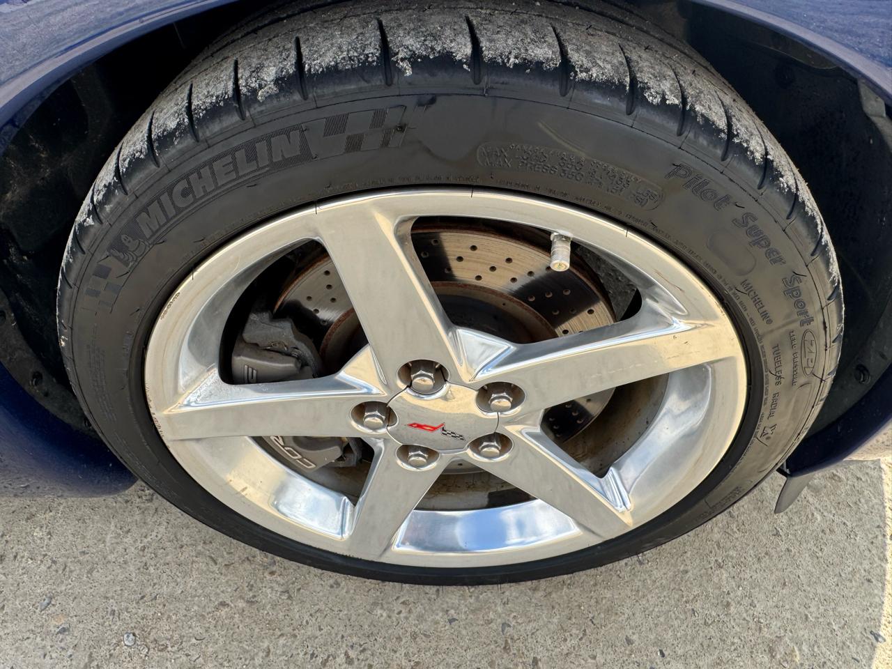 Chevrolet Corvette 2dr Convertible 2005