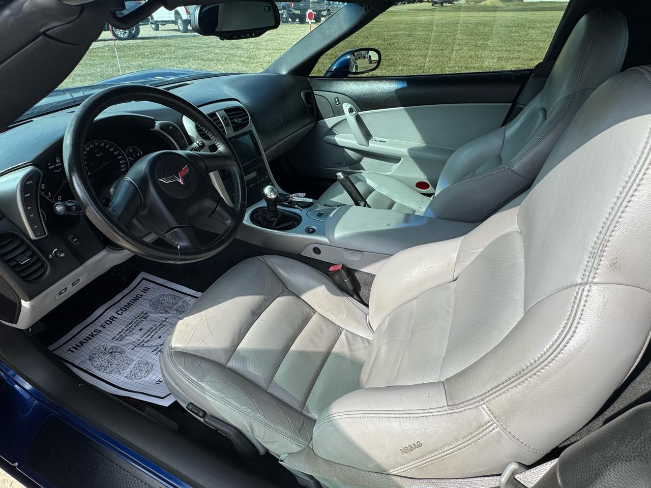 Chevrolet Corvette 2dr Convertible 2005