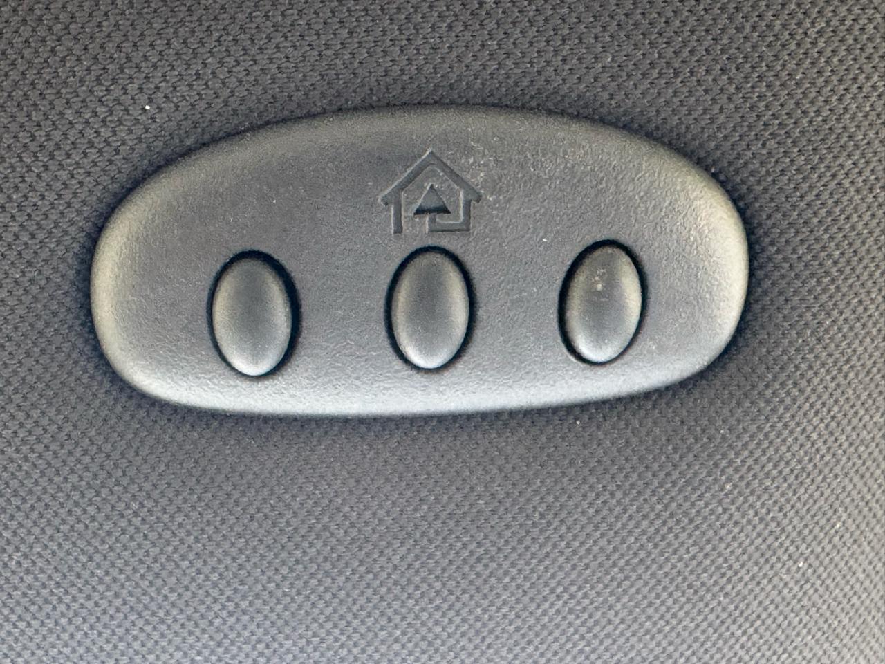 Chevrolet Corvette 2dr Convertible 2005