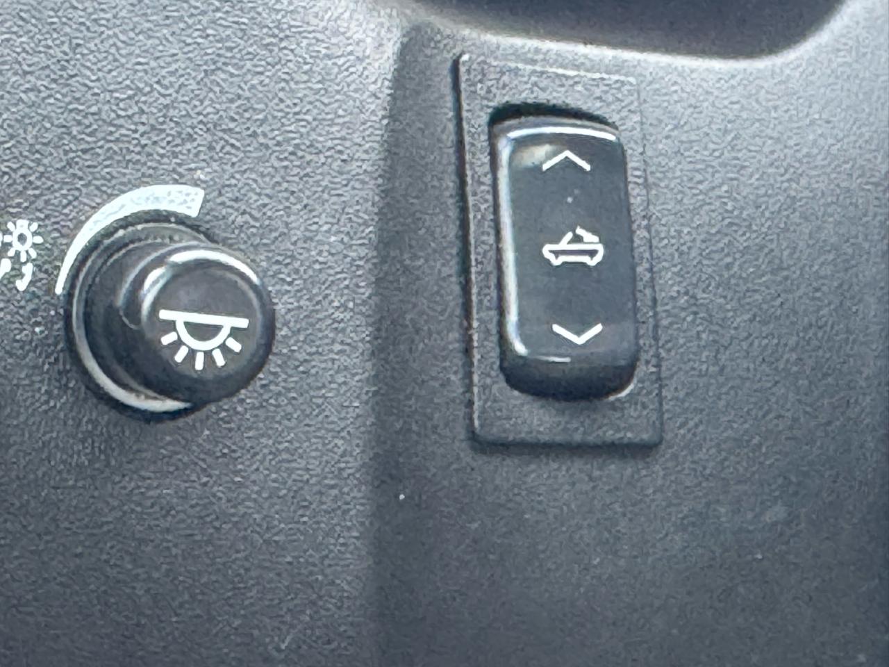 Chevrolet Corvette 2dr Convertible 2005