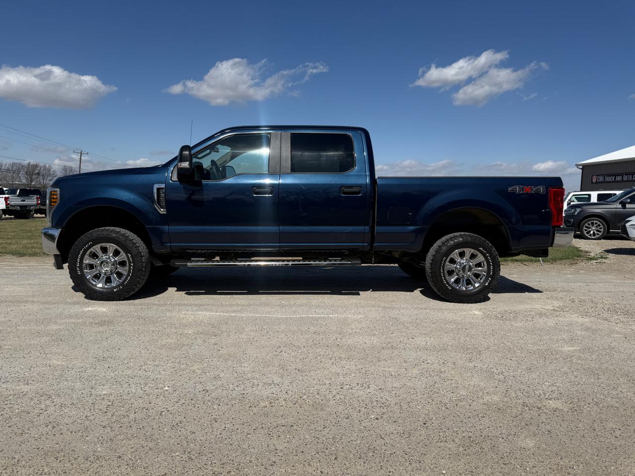 Ford Super Duty F-350 SRW 4WD Crew Cab 156" XL 2019