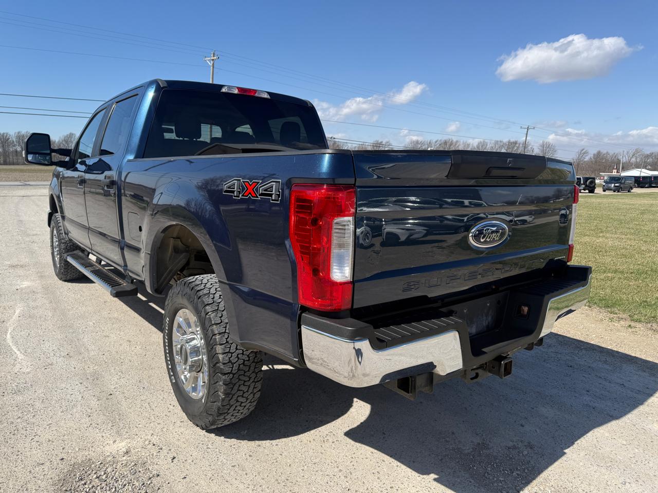 Ford Super Duty F-350 SRW 4WD Crew Cab 156" XL 2019