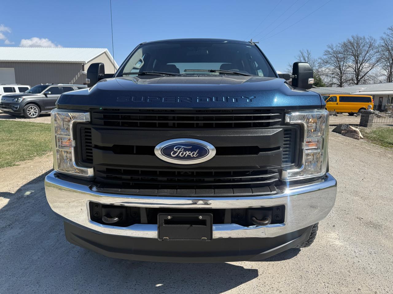 Ford Super Duty F-350 SRW 4WD Crew Cab 156" XL 2019