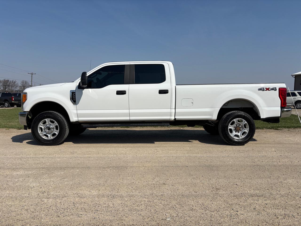 Ford Super Duty F-250 SRW XL 4WD Crew Cab 8' Box 2019