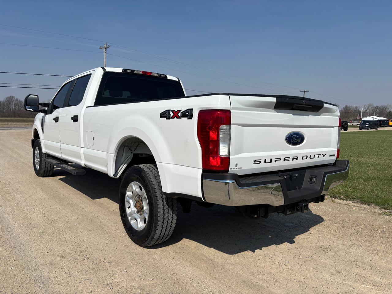 Ford Super Duty F-250 SRW XL 4WD Crew Cab 8' Box 2019