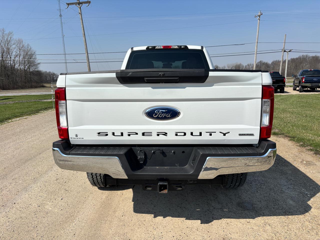 Ford Super Duty F-250 SRW XL 4WD Crew Cab 8' Box 2019