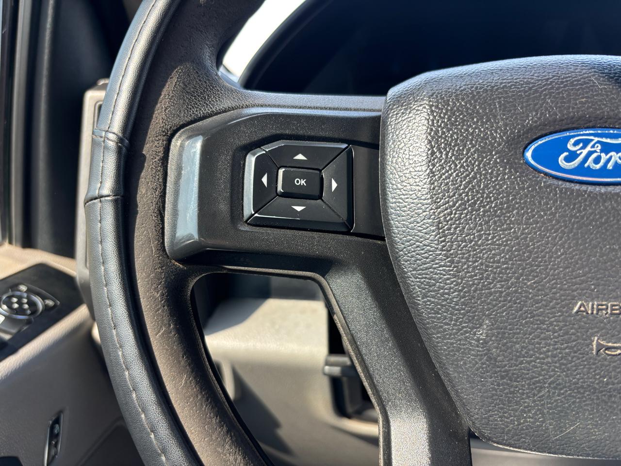 Ford Super Duty F-250 SRW XL 4WD Crew Cab 8' Box 2019