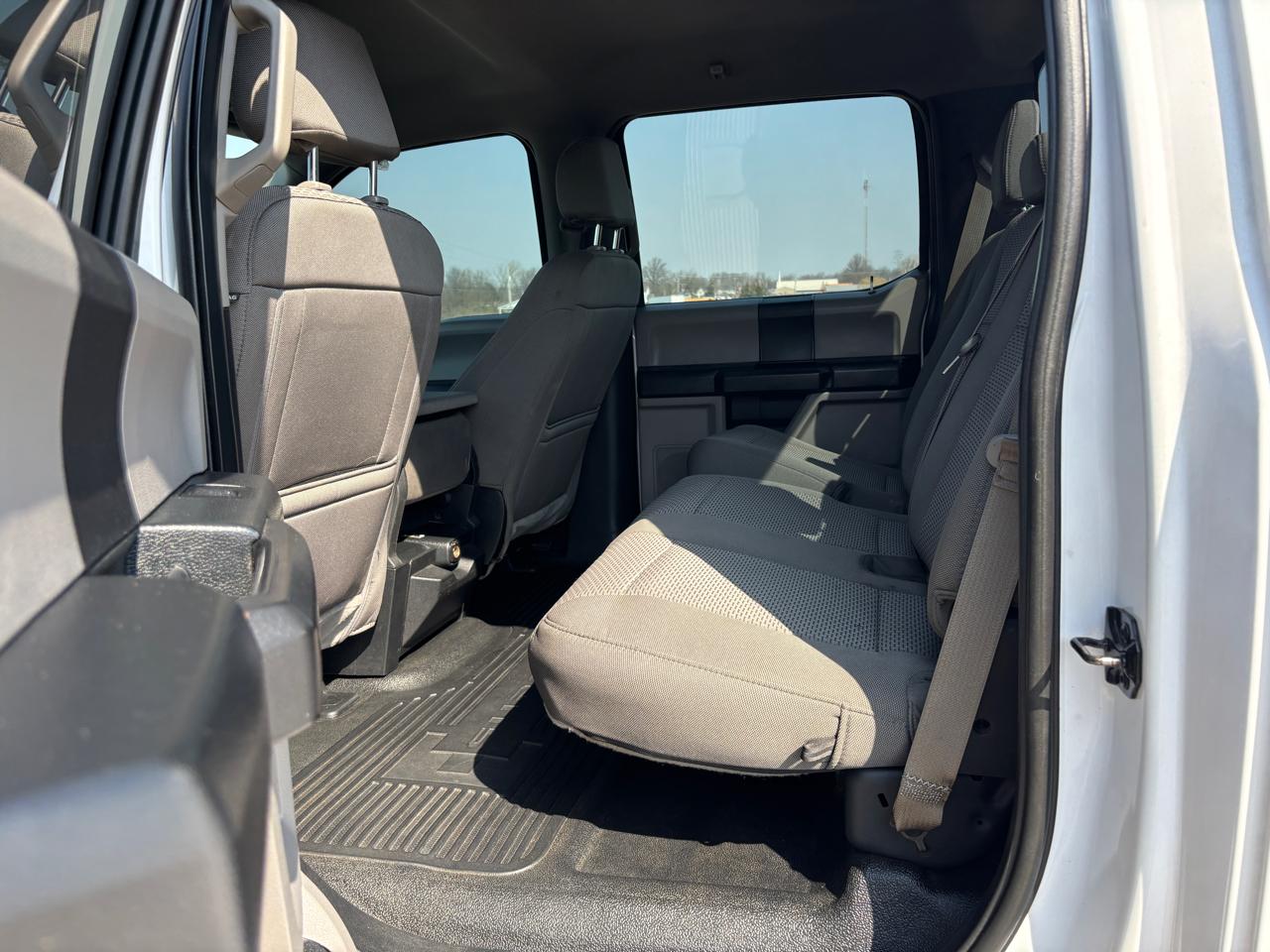 Ford Super Duty F-250 SRW XL 4WD Crew Cab 8' Box 2019