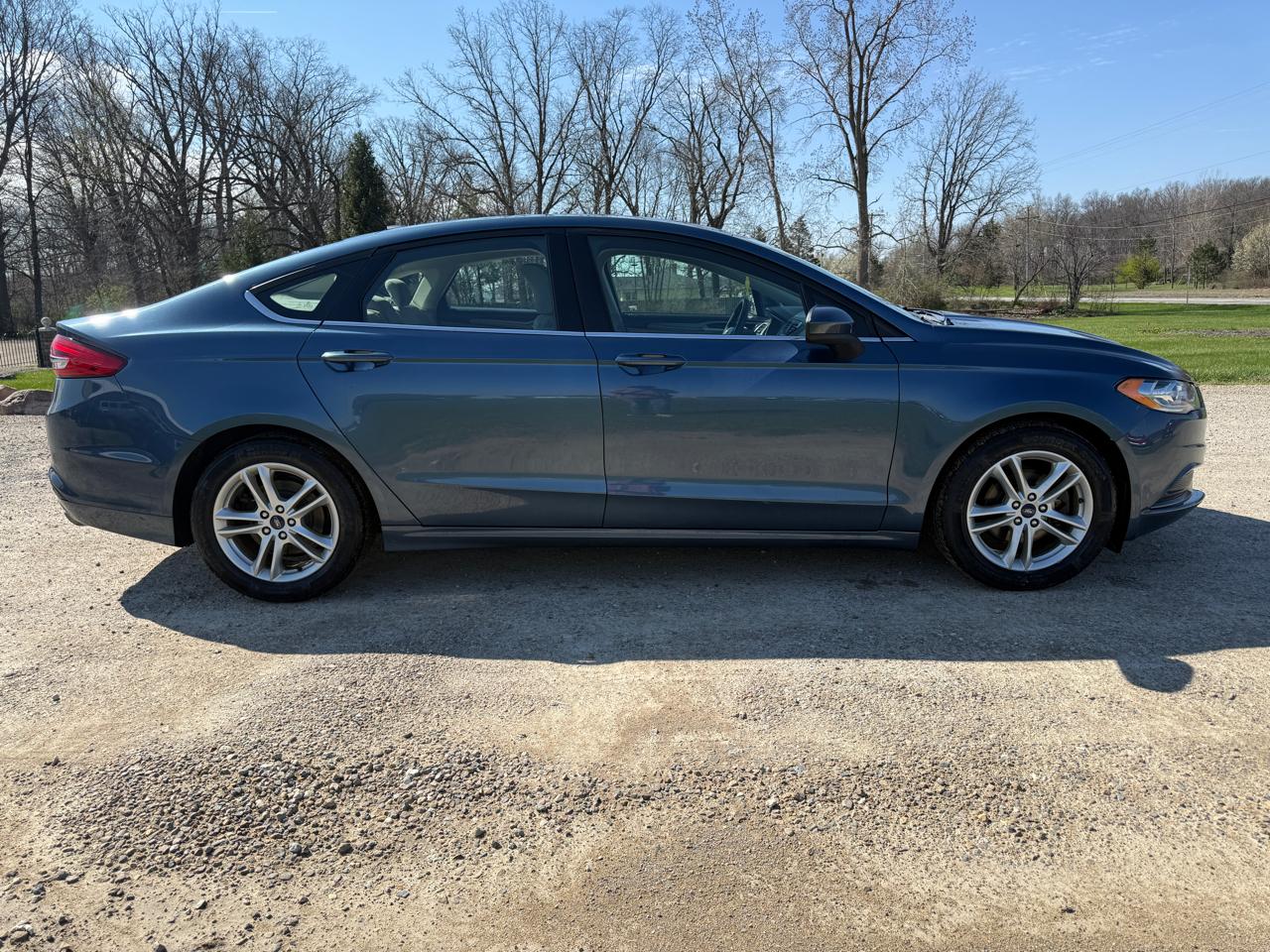Ford Fusion SE FWD 2018