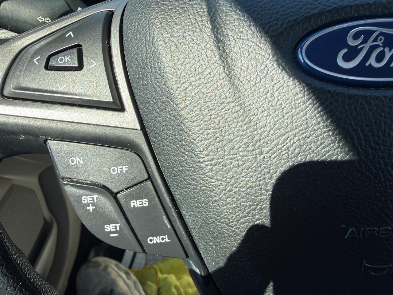 Ford Fusion SE FWD 2018