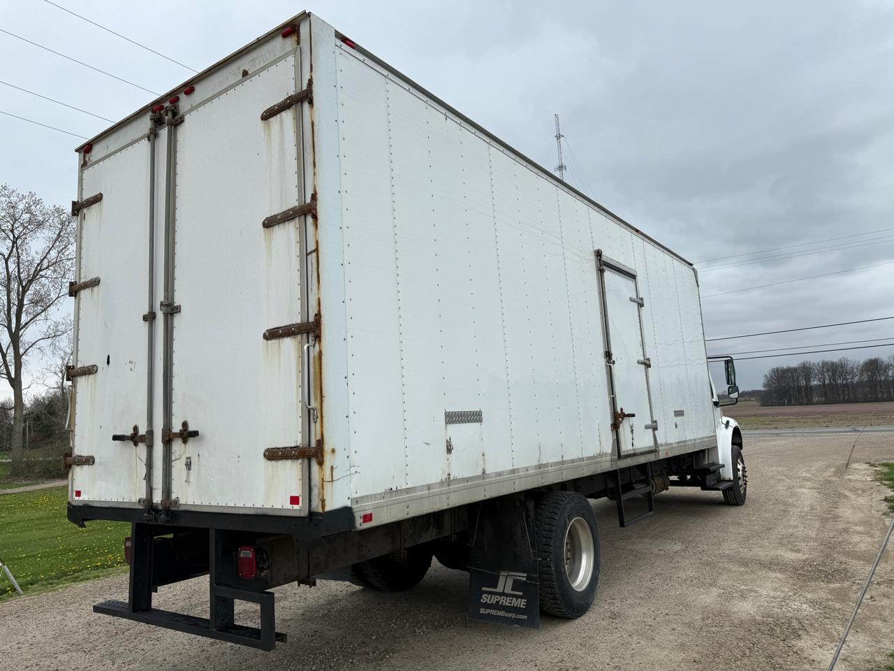 Freightliner M2  2014