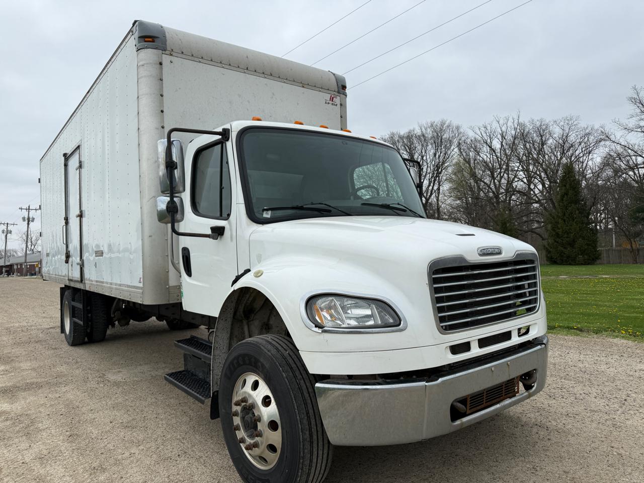 Freightliner M2  2014
