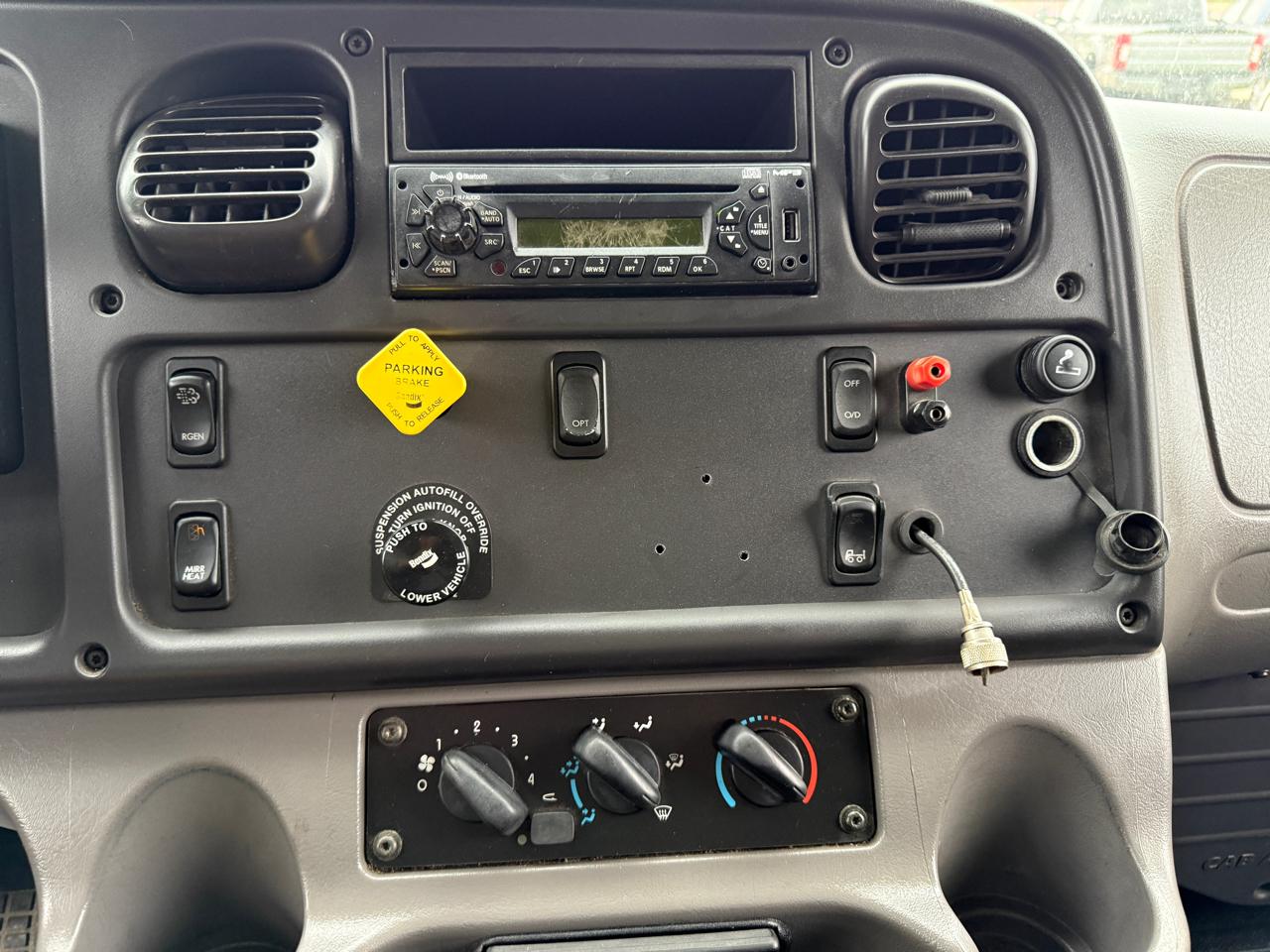 Freightliner M2  2015