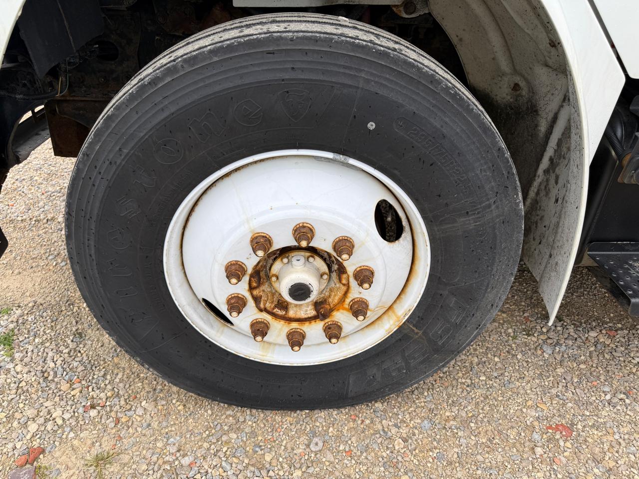 Freightliner M2  2015