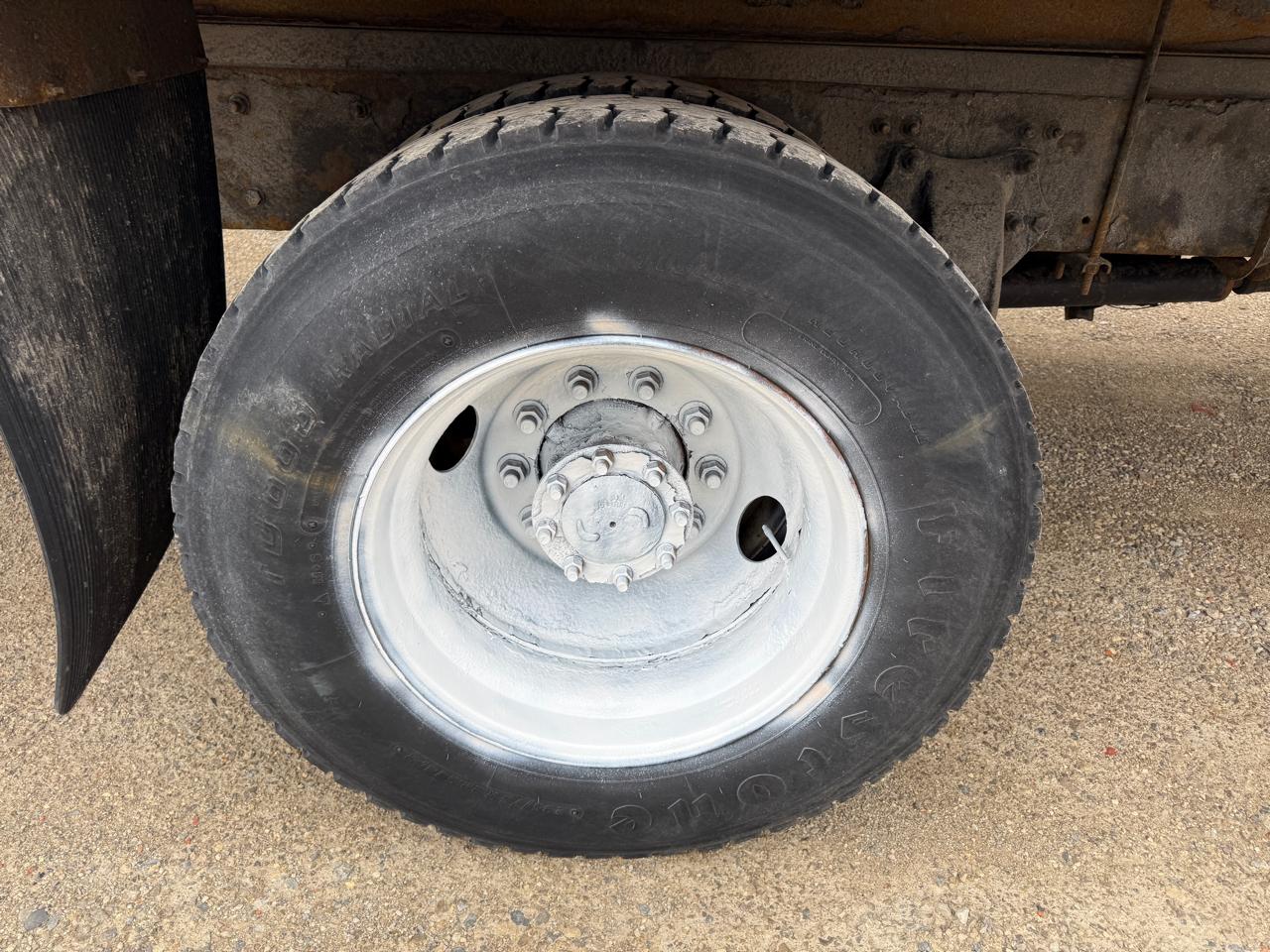 Freightliner M2  2015