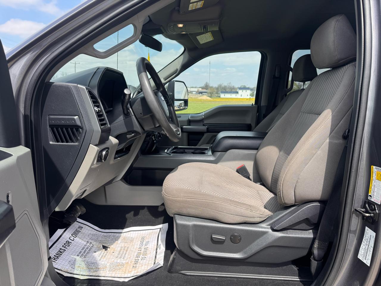 Ford Super Duty F-350 SRW 4WD Crew Cab 156" FX4 2022