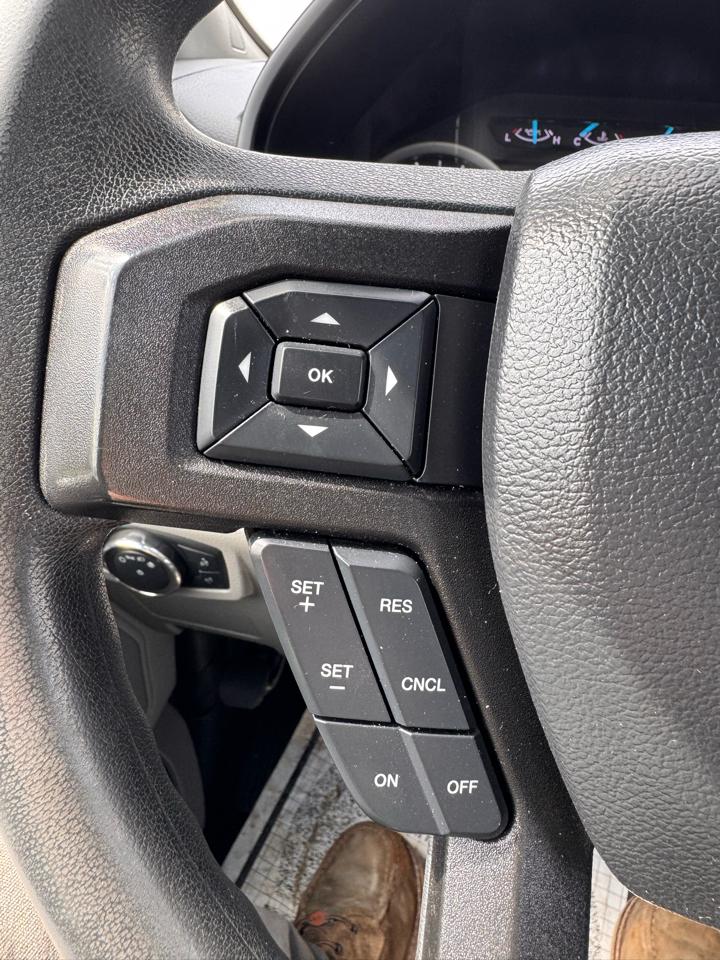 Ford Super Duty F-350 SRW 4WD Crew Cab 156" FX4 2022