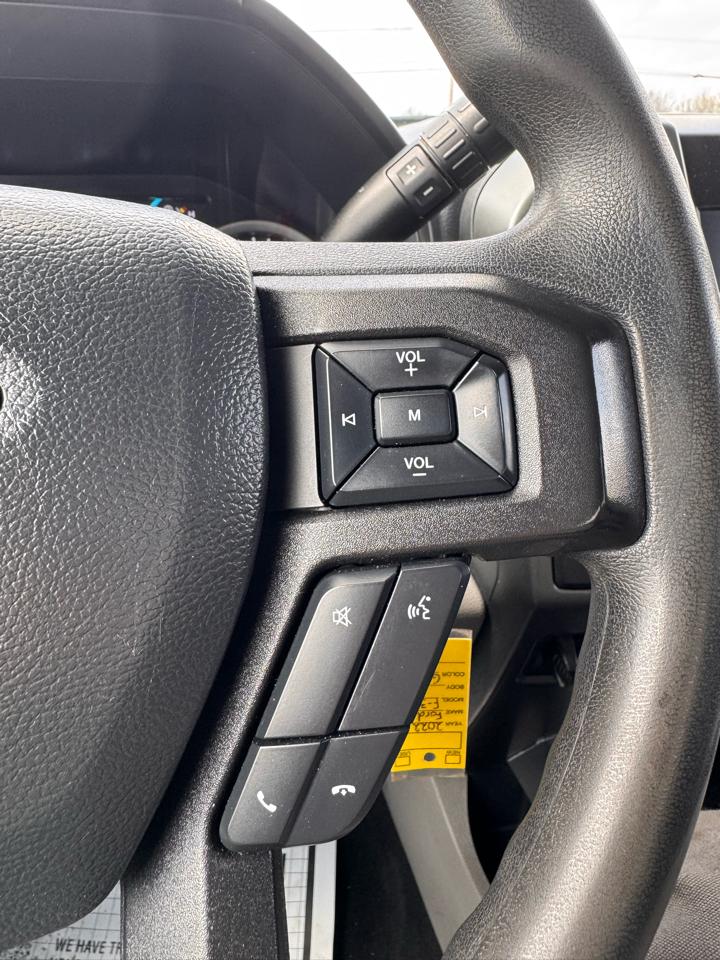 Ford Super Duty F-350 SRW 4WD Crew Cab 156" FX4 2022