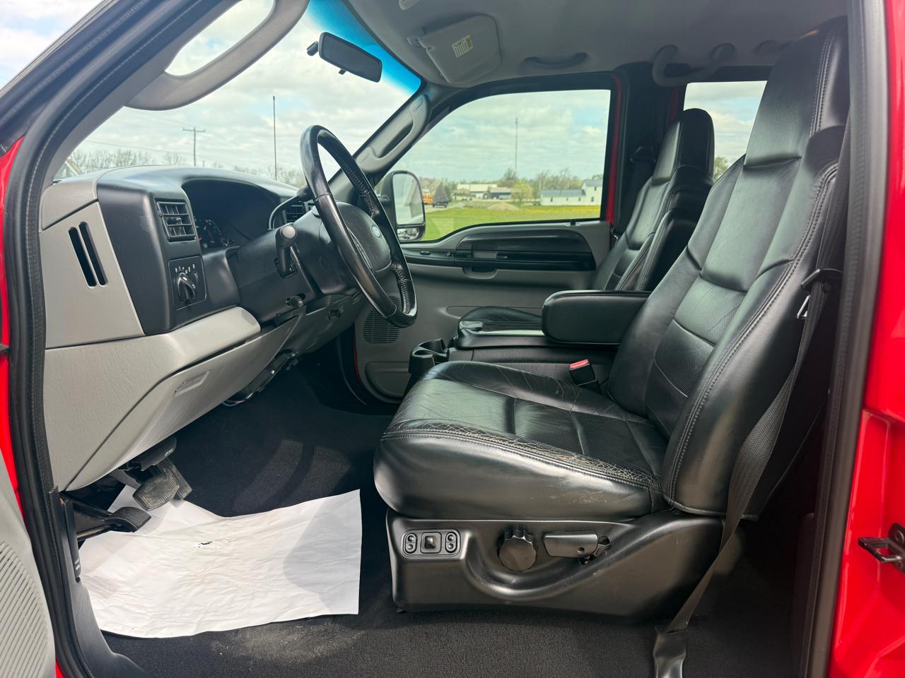 Ford Super Duty F-250 4WD Crew Cab 156" XL 2003