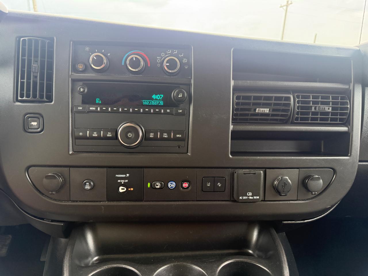 Chevrolet Express Passenger RWD 3500 155" LT 2020