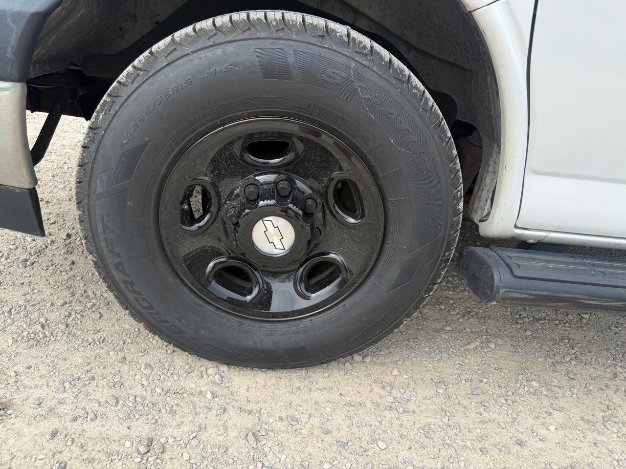 Chevrolet Express Passenger RWD 3500 155" LT 2020