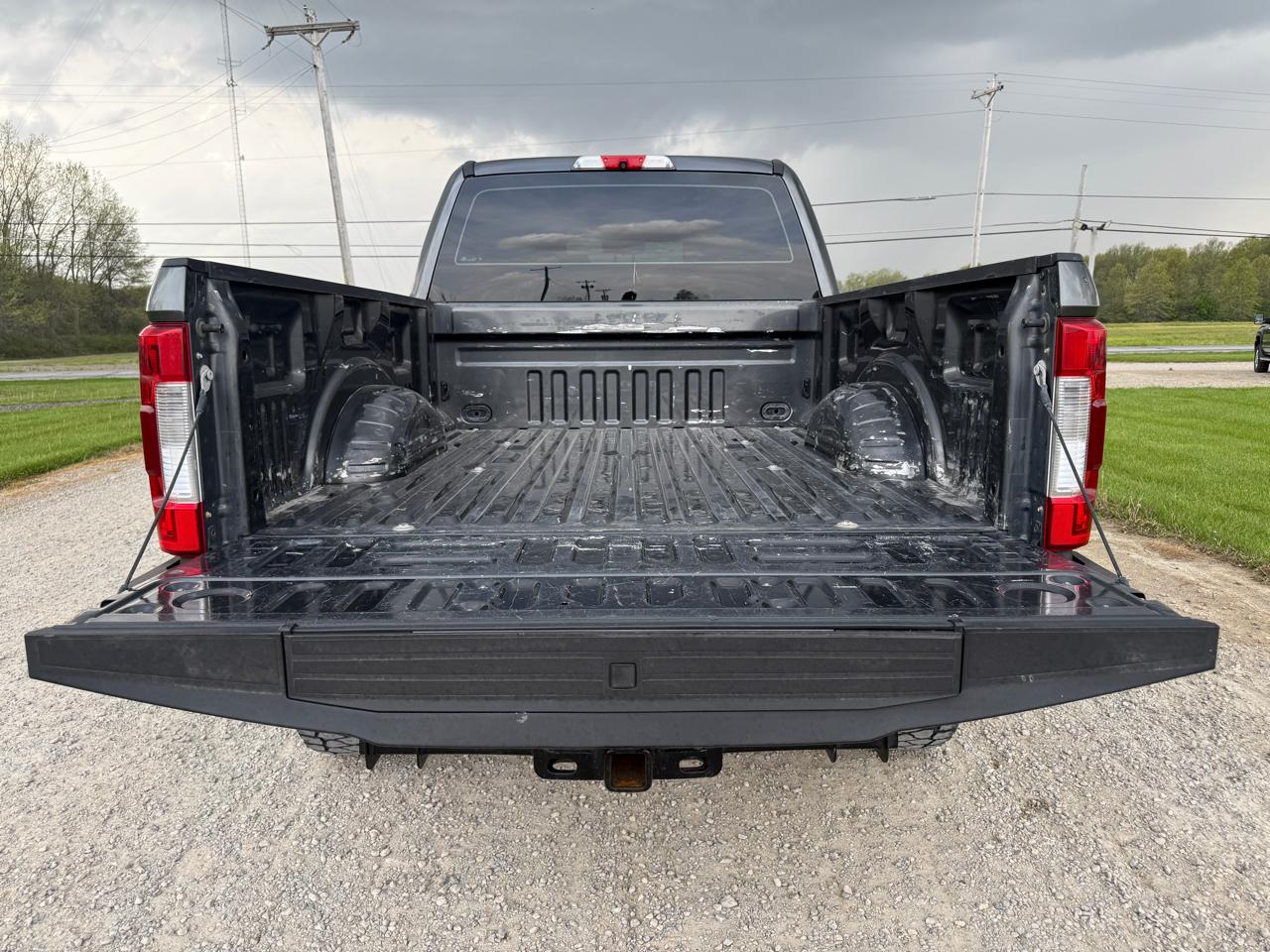 Ford Super Duty F-250 SRW XLT 4WD SuperCab 6.75' Box 2019