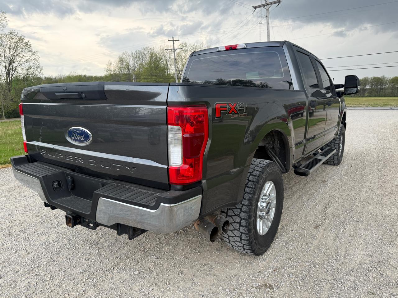 Ford Super Duty F-250 SRW XLT 4WD SuperCab 6.75' Box 2019