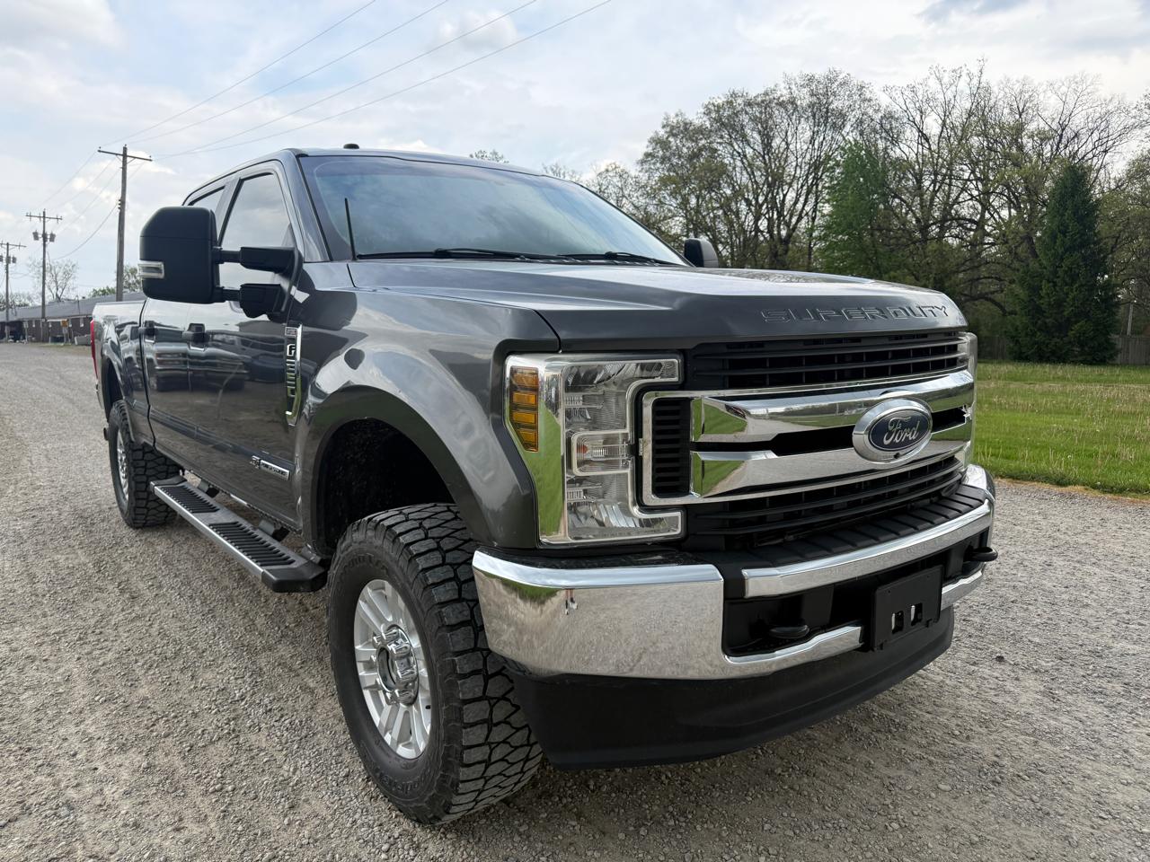 Ford Super Duty F-250 SRW XLT 4WD SuperCab 6.75' Box 2019