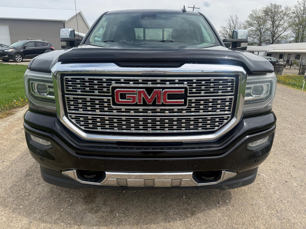 GMC Sierra 1500 4WD Crew Cab 143.5" Denali 2016