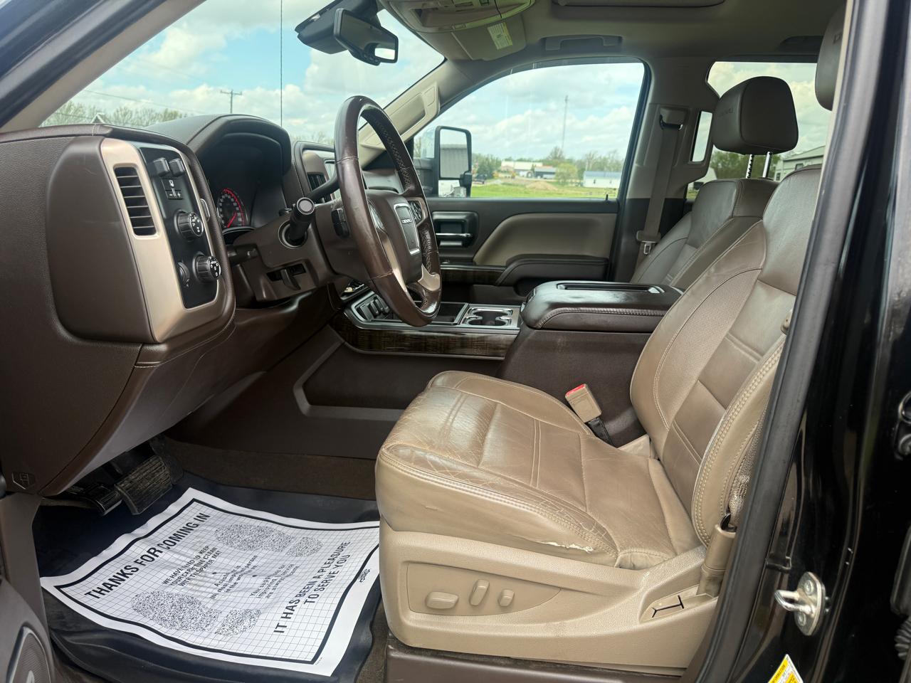 GMC Sierra 1500 4WD Crew Cab 143.5" Denali 2016