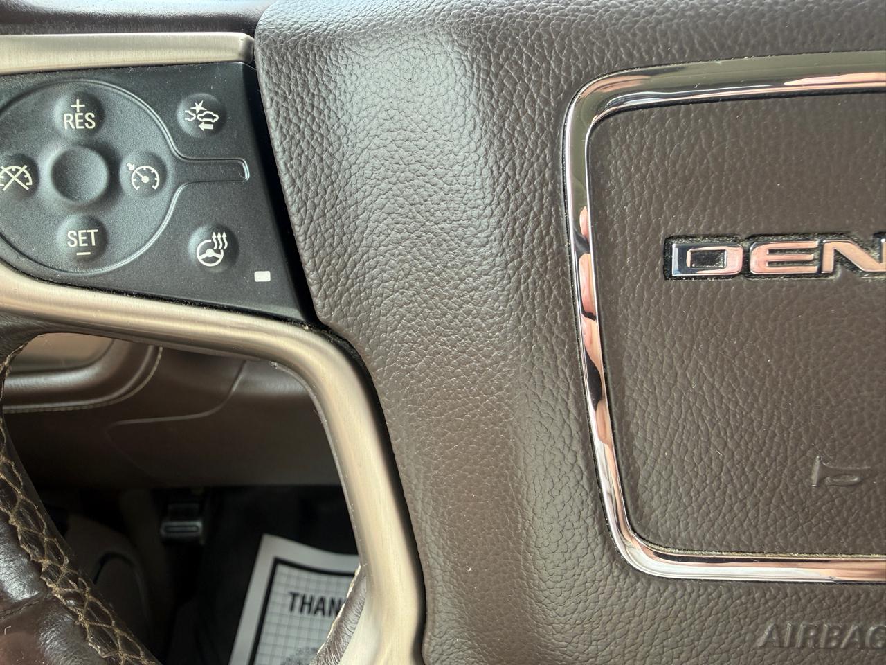 GMC Sierra 1500 4WD Crew Cab 143.5" Denali 2016