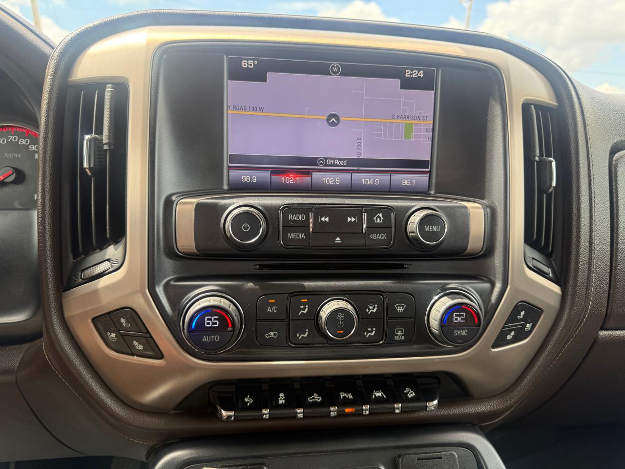 GMC Sierra 1500 4WD Crew Cab 143.5" Denali 2016