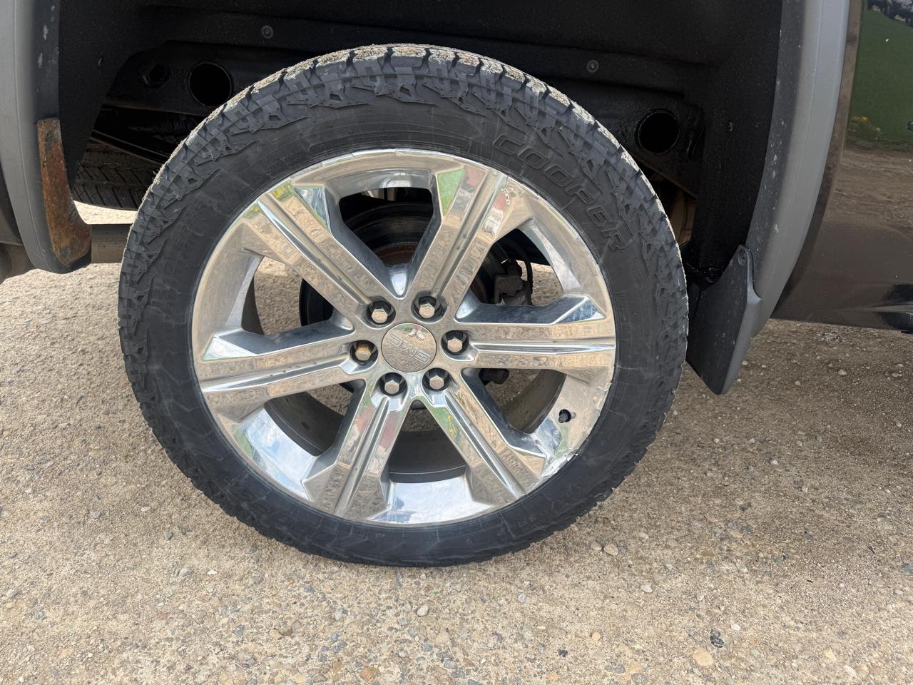 GMC Sierra 1500 4WD Crew Cab 143.5" Denali 2016