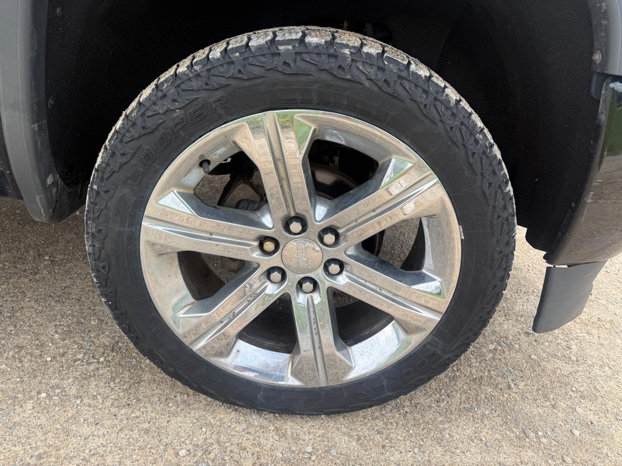 GMC Sierra 1500 4WD Crew Cab 143.5" Denali 2016