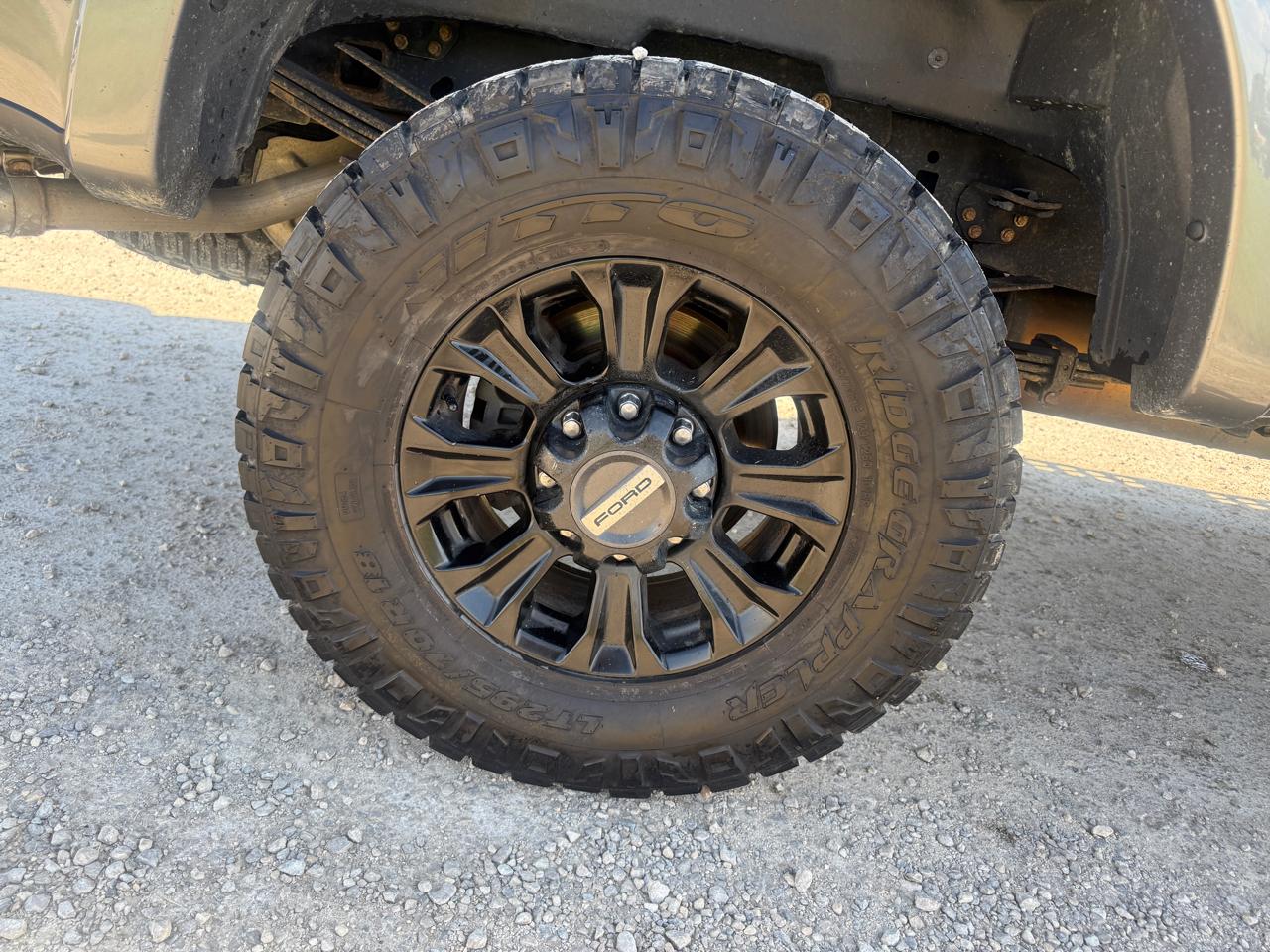 Ford Super Duty F-250 SRW 4WD Crew Cab 156" Lariat 2021