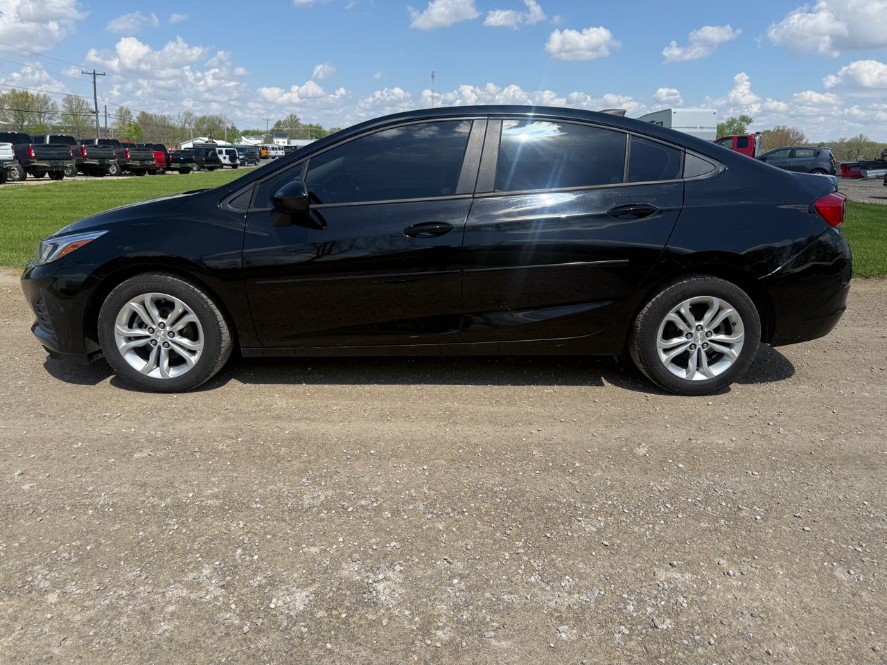 Chevrolet Cruze 4dr Sdn LS 2019