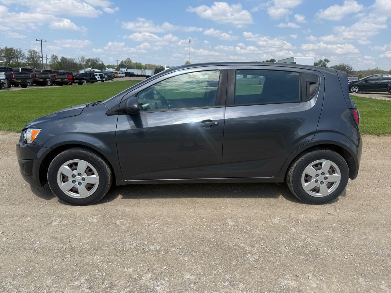 Chevrolet Sonic 5dr HB Manual LS 2013