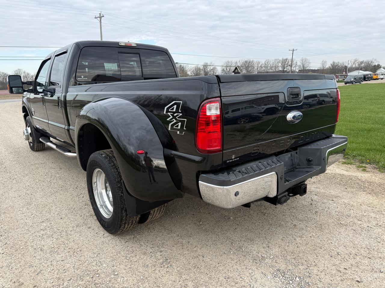 Ford F-350 Lariat 2013