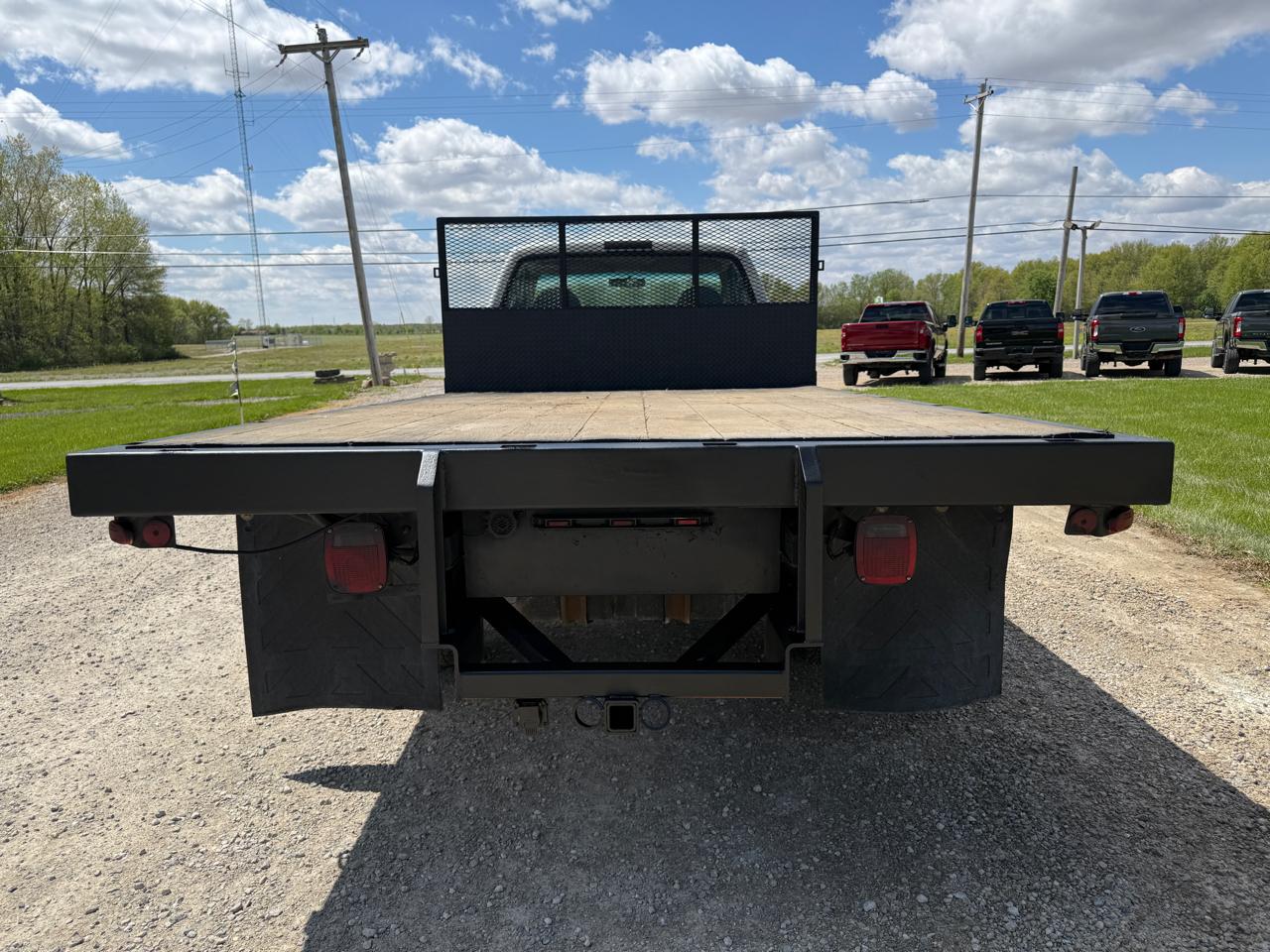 Ford Super Duty F-350 DRW Reg Cab 141" WB Lariat 1999