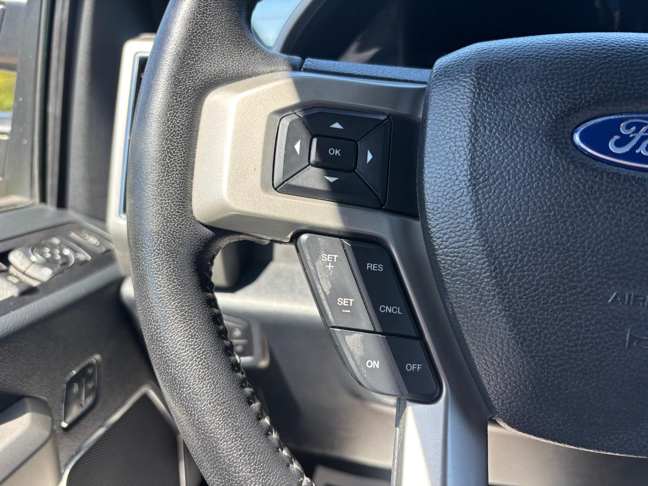 Ford Super Duty F-250 SRW Lariat 4WD SuperCab 8' Box 2022