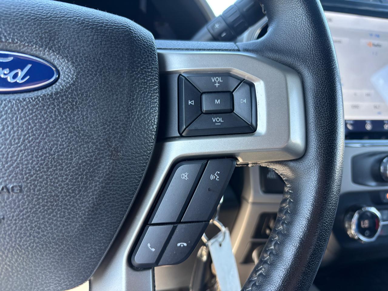 Ford Super Duty F-250 SRW Lariat 4WD SuperCab 8' Box 2022